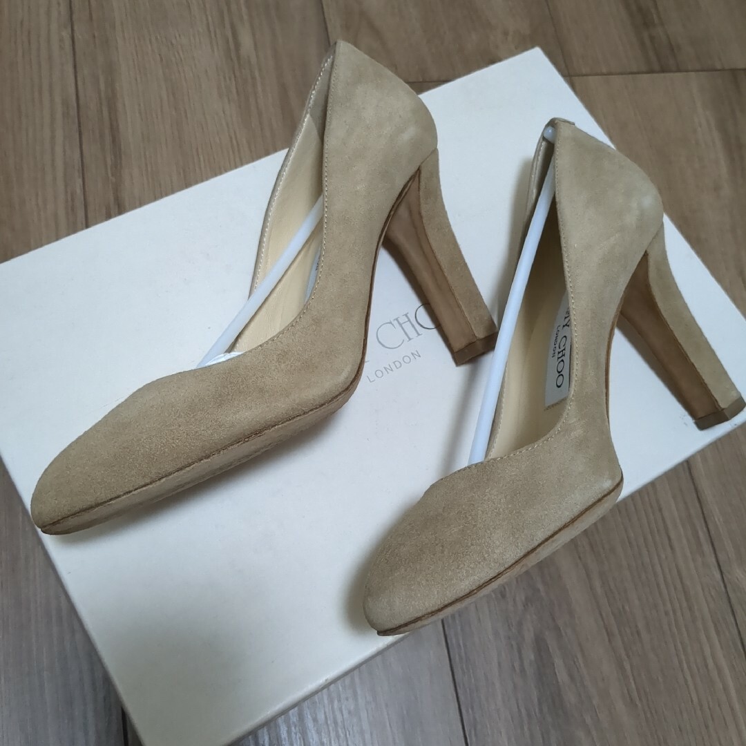 1度着用 JIMMY CHOO スエード パンプス ヌード 22.5㎝ 1度着用 JIMMY CHOO スエード パンプス ヌード 22.5㎝