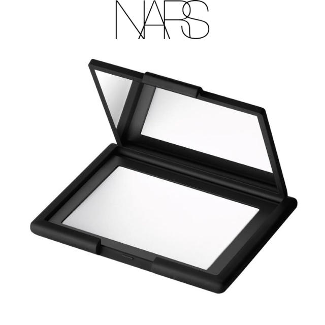 【NARS】ライト リフレクティング セッティング パウダー プレスト