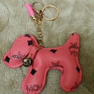 送料込み☽ MCM 犬 キーホルダー キーリング