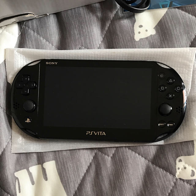 PlayStation Vita(プレイステーションヴィータ)のpsvita エンタメ/ホビーのゲームソフト/ゲーム機本体(携帯用ゲーム機本体)の商品写真