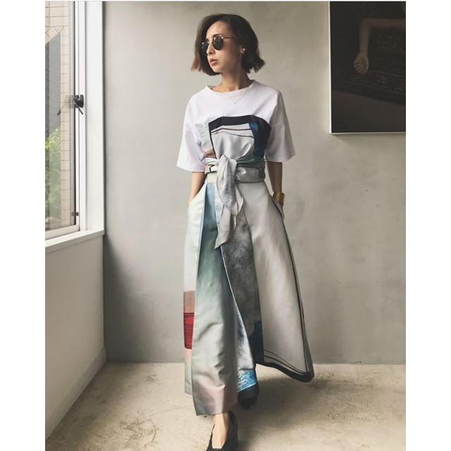 Ameri VINTAGE - 【新品未使用】MEDI DRAWING UNEVEN SKIRTの Ameri VINTAGE - 【新品未使用】MEDI DRAWING UNEVEN SKIRTの