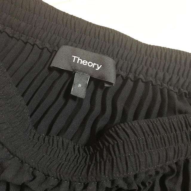theory(セオリー)のセオリー ロングプリーツスカート レディースのスカート(ロングスカート)の商品写真