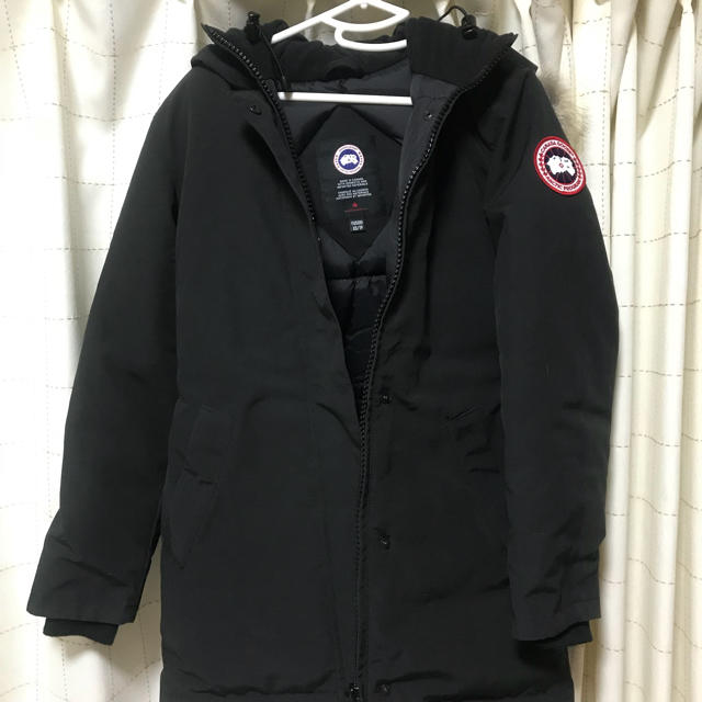 CANADA GOOSE(カナダグース)の値下げしました 正規品 美品 カナダグース ダウンジャケット メンズのジャケット/アウター(ダウンジャケット)の商品写真