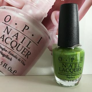 オーピーアイ(OPI)の【新品・半額以下】O・P・Iネイルラッカー N60 ヘルシーなグリーン(マニキュア)