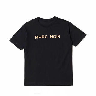 M+RC NOIR FRONT LOGO TEE BLACK マルシェノア(Tシャツ/カットソー(半袖/袖なし))