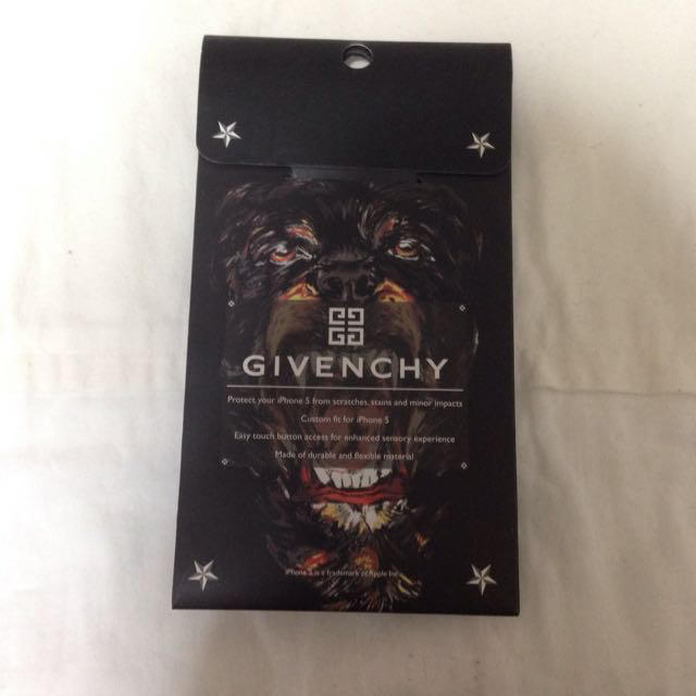 GIVENCHY(ジバンシィ)のiPhone5ケース スマホ/家電/カメラのスマホアクセサリー(モバイルケース/カバー)の商品写真