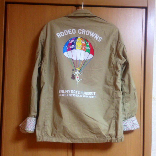 RODEO CROWNS(ロデオクラウンズ)の薄手のジャケット レディースのジャケット/アウター(ミリタリージャケット)の商品写真