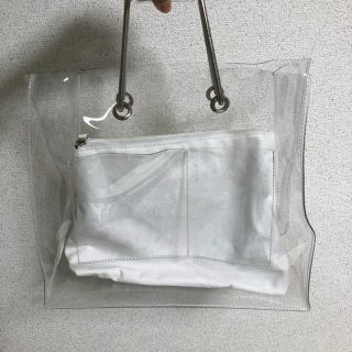 カスタネ(Kastane)のポーチ付きクリアーBAG(トートバッグ)