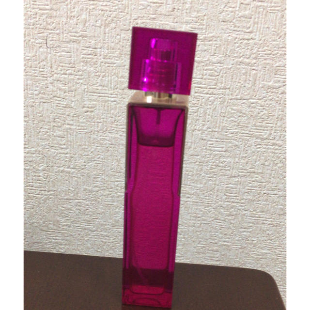 Yves Saint Laurent Beaute - 香水 イブサンローラン YSL elleの通販 by Mi's shop｜イヴ