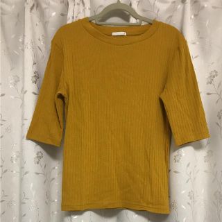 ジーユー(GU)の♡リブT♡ マスタード(Tシャツ(半袖/袖なし))