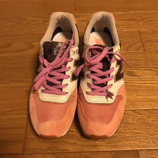 ニューバランス(New Balance)のアナザーエディションピンク&ブラウンニューバランス996ローカットスニーカー23(スニーカー)