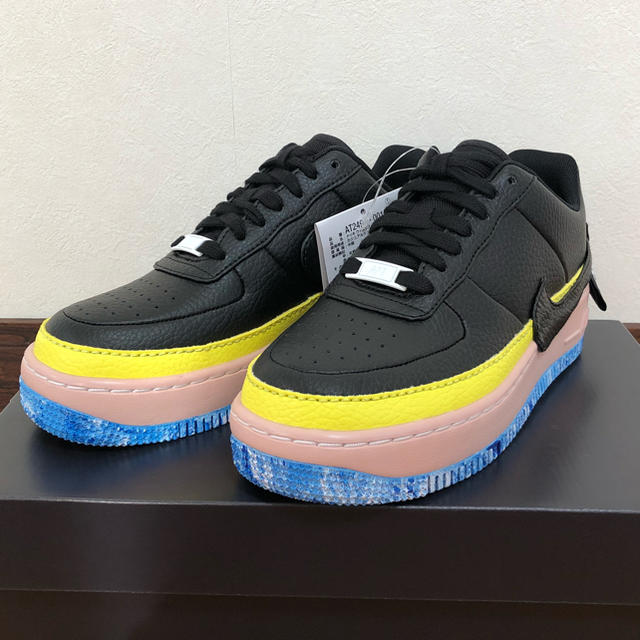 NIKE(ナイキ)の新品 NIKE  AIR FORCE 1 JESTER XX 23.5cm レディースの靴/シューズ(スニーカー)の商品写真