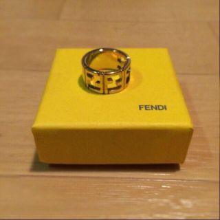 フェンディ(FENDI)のFENDI ロゴリング(リング(指輪))