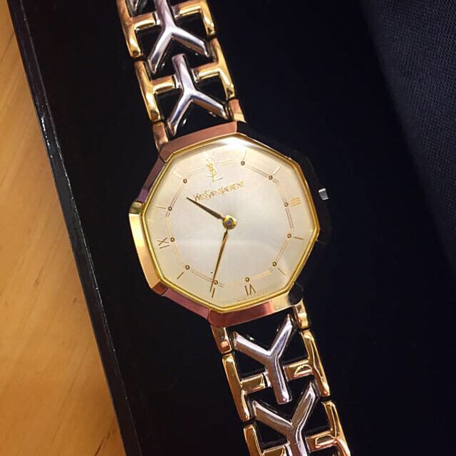 116【美品】イヴサンローラン時計　レディース腕時計　箱付き　ゴールド　ホワイト