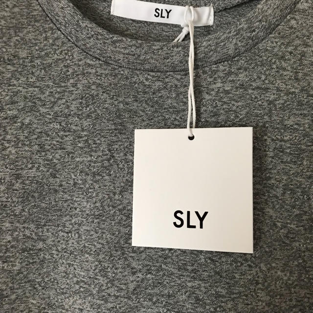 SLY(スライ)の新品☆SLY スライ 半袖Tシャツ トップス レディース レディースのトップス(Tシャツ(半袖/袖なし))の商品写真