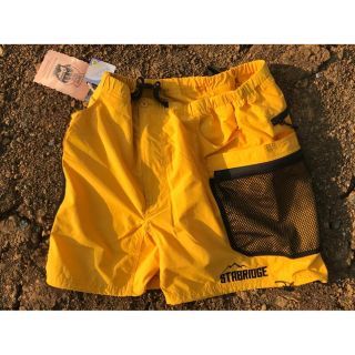 シュプリーム(Supreme)のMサイズ STABRIDGE × GRIPSWANY イエロー shorts(ショートパンツ)