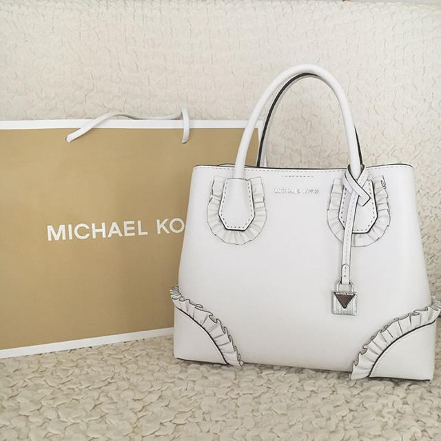 Michael Kors(マイケルコース)のみん様専用  レディースのバッグ(ハンドバッグ)の商品写真