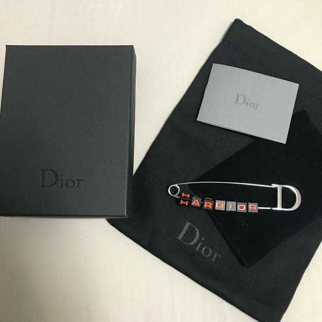 DIOR HOMME(ディオールオム)のdior homme 17aw ブローチ クリス メンズのアクセサリー(その他)の商品写真