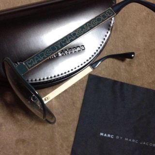 マークバイマークジェイコブス(MARC BY MARC JACOBS)の値下げ✦新品❁marc byサングラス(サングラス/メガネ)