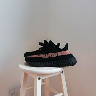 アディダス(adidas)のadidas　YEEZY boost V2(スニーカー)