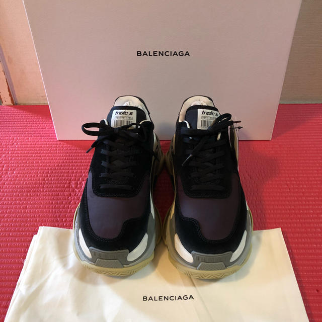 Balenciaga(バレンシアガ)の★バレンシアガ トリプルS 41 メンズの靴/シューズ(スニーカー)の商品写真