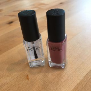 ネイルホリック(NAIL HOLIC)の人気色♡ピンクベージュ&トップコート(マニキュア)