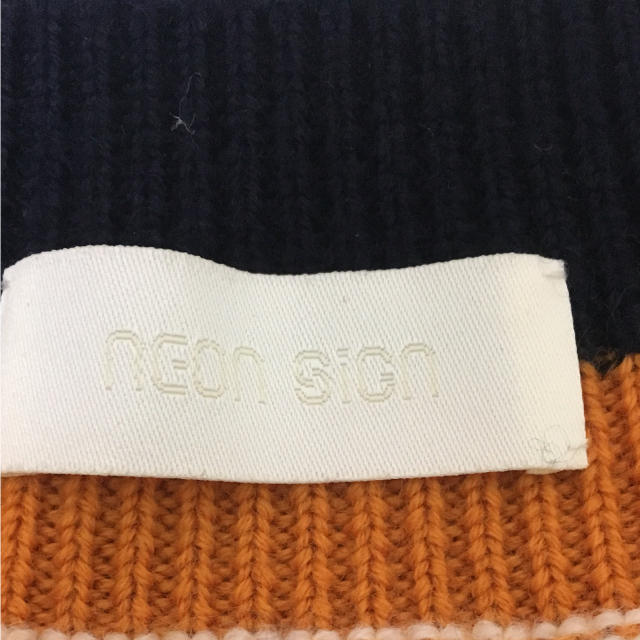 UNUSED(アンユーズド)のNEON SIGN ネオンサイン 17AW COLLEGE SWEATER メンズのトップス(ニット/セーター)の商品写真