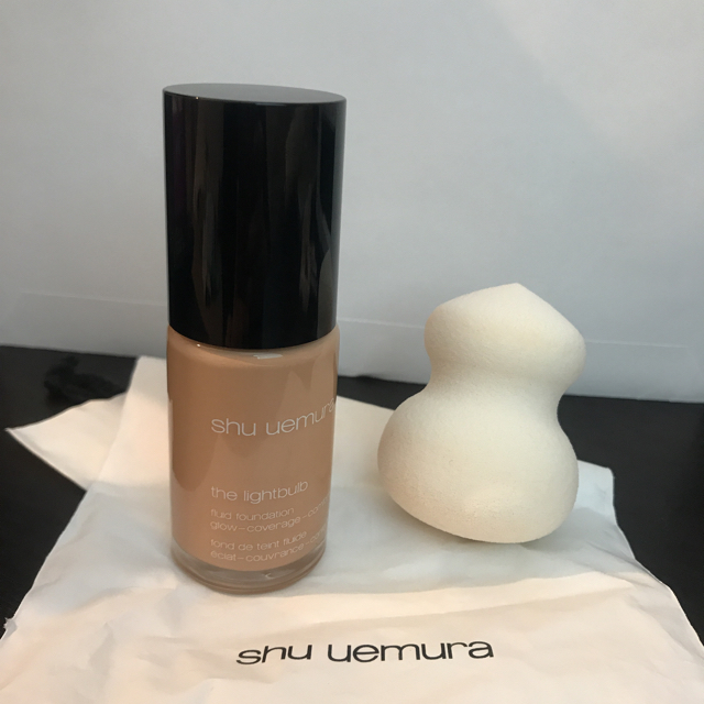 shu uemura(シュウウエムラ)のshu uemura ザ・ライトバルブ フルイド ファンデーション 754  コスメ/美容のベースメイク/化粧品(ファンデーション)の商品写真