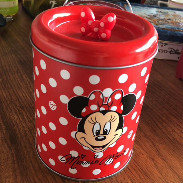 Disney(ディズニー)のdisney 缶  エンタメ/ホビーのおもちゃ/ぬいぐるみ(キャラクターグッズ)の商品写真