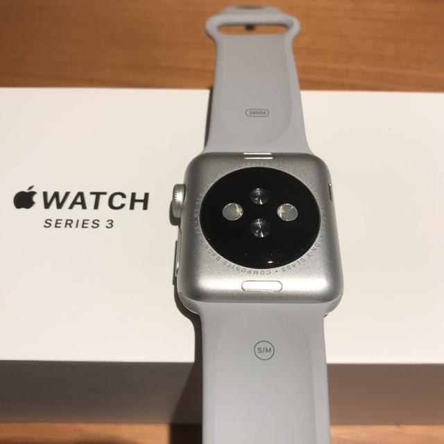Apple Apple Watch series3 38mm GPS シルバーの通販 by Apple's shop｜アップルウォッチならラクマ Watch - (極美品) 大得価定番