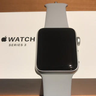 アップルウォッチ(Apple Watch)の(極美品) Apple Watch series3 38mm GPS シルバー(腕時計(デジタル))