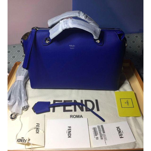 FENDI(フェンディ)の【FENDI】フェンディ　ショルダーバッグ レディースのバッグ(ショルダーバッグ)の商品写真