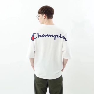 チャンピオン(Champion)のChampion ゆったりTシャツ ホワイトM(Tシャツ/カットソー(半袖/袖なし))