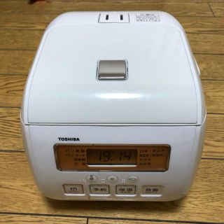 トウシバ(東芝)の3合炊飯器 炊飯ジャー 東芝 2014年製 ダイヤモンド銅コート釜 RC-5SG(炊飯器)