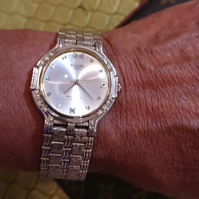 ELGIN(エルジン)のエルジン、ダイヤモンド入りクオーツ時計 メンズの時計(腕時計(アナログ))の商品写真