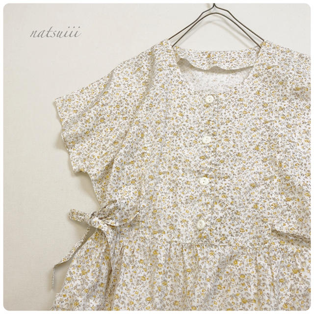 flower(フラワー)のUSED vintage 古着 . 小花柄 フラワープリント ワンピース レディースのワンピース(ひざ丈ワンピース)の商品写真