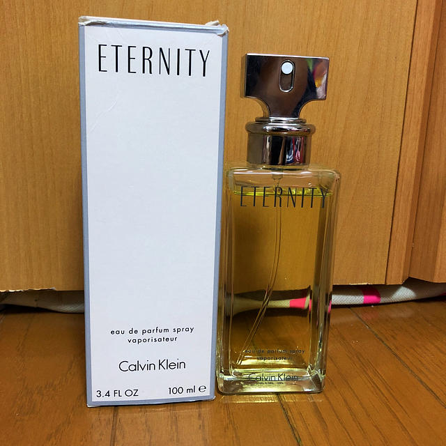 Calvin Klein(カルバンクライン)のCalvin Klein Eternity 100ml コスメ/美容の香水(ユニセックス)の商品写真