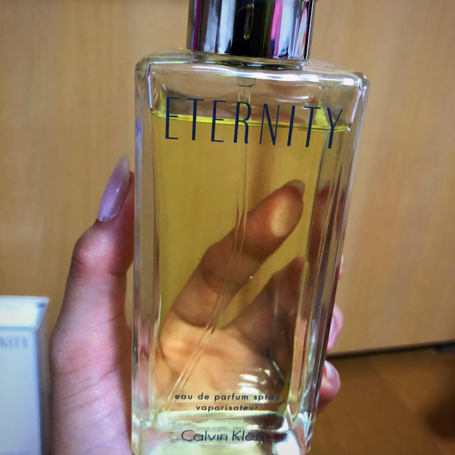 Calvin Klein(カルバンクライン)のCalvin Klein Eternity 100ml コスメ/美容の香水(ユニセックス)の商品写真