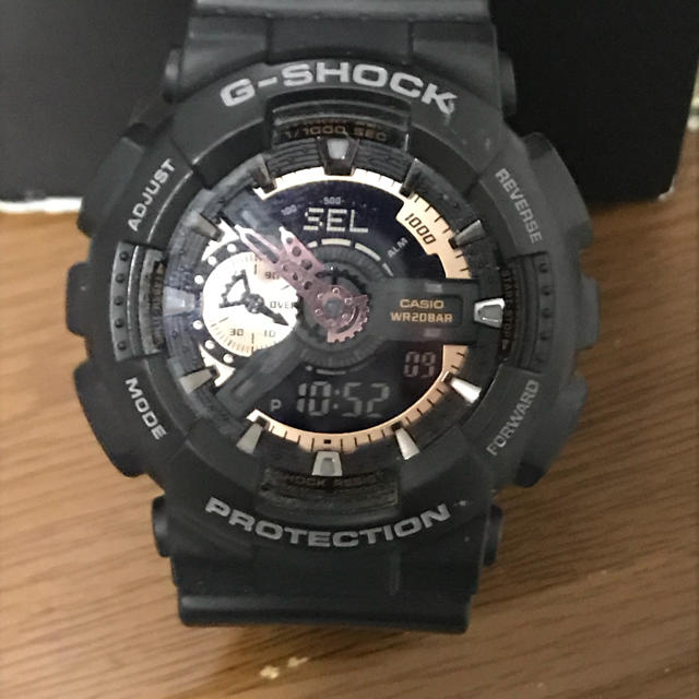 G-SHOCK(ジーショック)のg-shock 黒金 メンズの時計(腕時計(デジタル))の商品写真