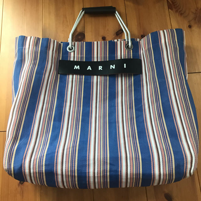 marni フラワーバック