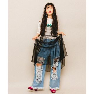 ウィゴー(WEGO)のWEGO タックヘビークラッシュワイドパンツ デニム淡色(デニム/ジーンズ)