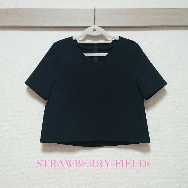 STRAWBERRY-FIELDS(ストロベリーフィールズ)のストロベリーフィールズ　ブラウス　ネイビー レディースのトップス(シャツ/ブラウス(半袖/袖なし))の商品写真