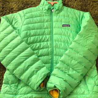 パタゴニア(patagonia)のかずまろさん専用  パタゴニア ダウン ハーフパンツ(ダウンジャケット)