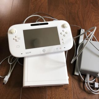 ウィーユー(Wii U)の専用。価格変更！Wiiu本体、マリオカート8入り、ユーズド(家庭用ゲーム機本体)