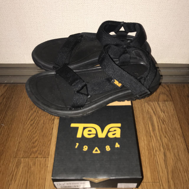 Teva(テバ)のテバ TEVA サンダル レディース ハリケーン XLT サンダル レディースの靴/シューズ(サンダル)の商品写真