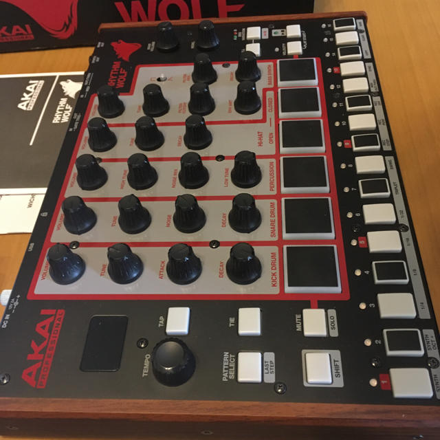 Akai Professional Rhythm Wolf 楽器のDTM/DAW(音源モジュール)の商品写真