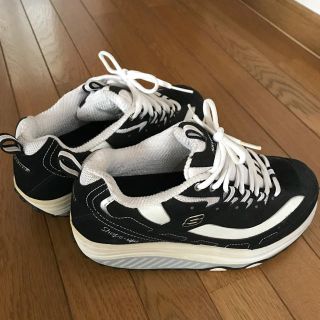 スケッチャーズ(SKECHERS)のゆう〜ゆう〜様専用。スケッチャーズ Shape-ups スニーカー！23cm(スニーカー)