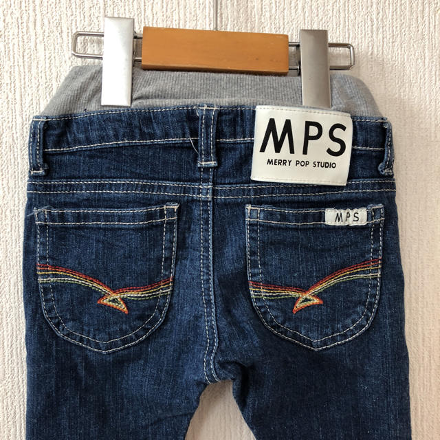 MPS(エムピーエス)のりょう様専用  MPS ジーンズ デニム パンツ 90  キッズ/ベビー/マタニティのキッズ服男の子用(90cm~)(パンツ/スパッツ)の商品写真