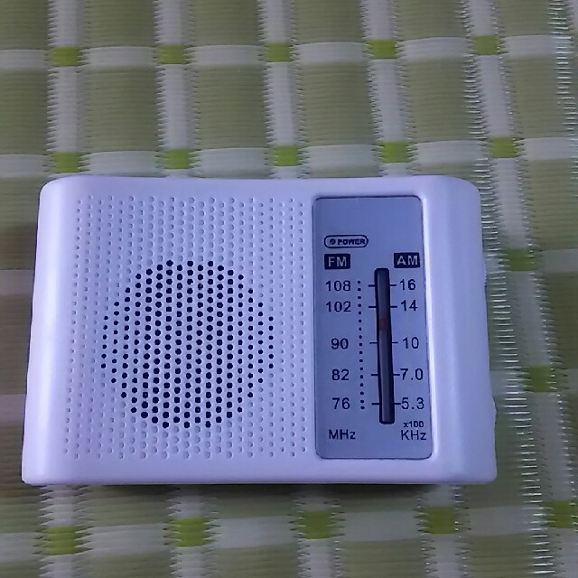 ワイドFMも聞けるラジオ スマホ/家電/カメラのオーディオ機器(ラジオ)の商品写真