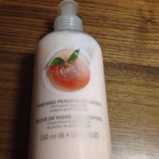 ザボディショップ(THE BODY SHOP)のボディローション ヴィンヤードピーチ(その他)